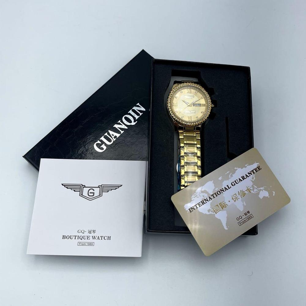 Gold Stainless Steel Watch for Men Daily Office & Formal Wear